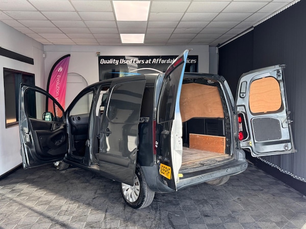 Used Citroen Berlingo 2015 for sale - 76189960: Photo 11