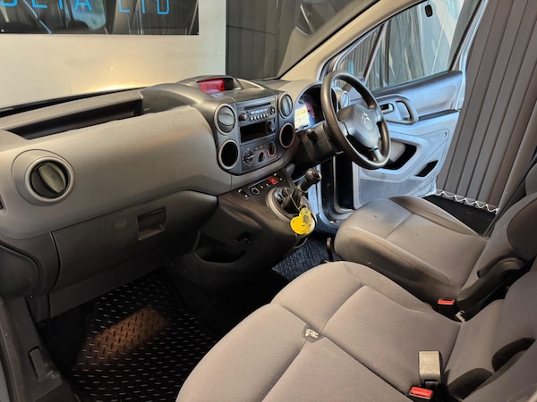 Used Citroen Berlingo 2015 for sale - 76189960: Photo 21