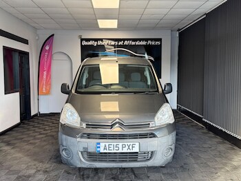 Used Citroen Berlingo 2015 for sale - 76189960: Photo 2