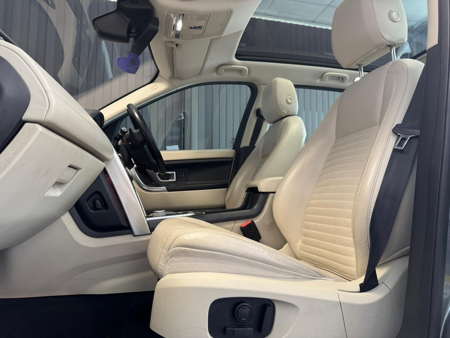 Used Land Rover Discovery Sport 2016 for sale - 76122215: Photo 17