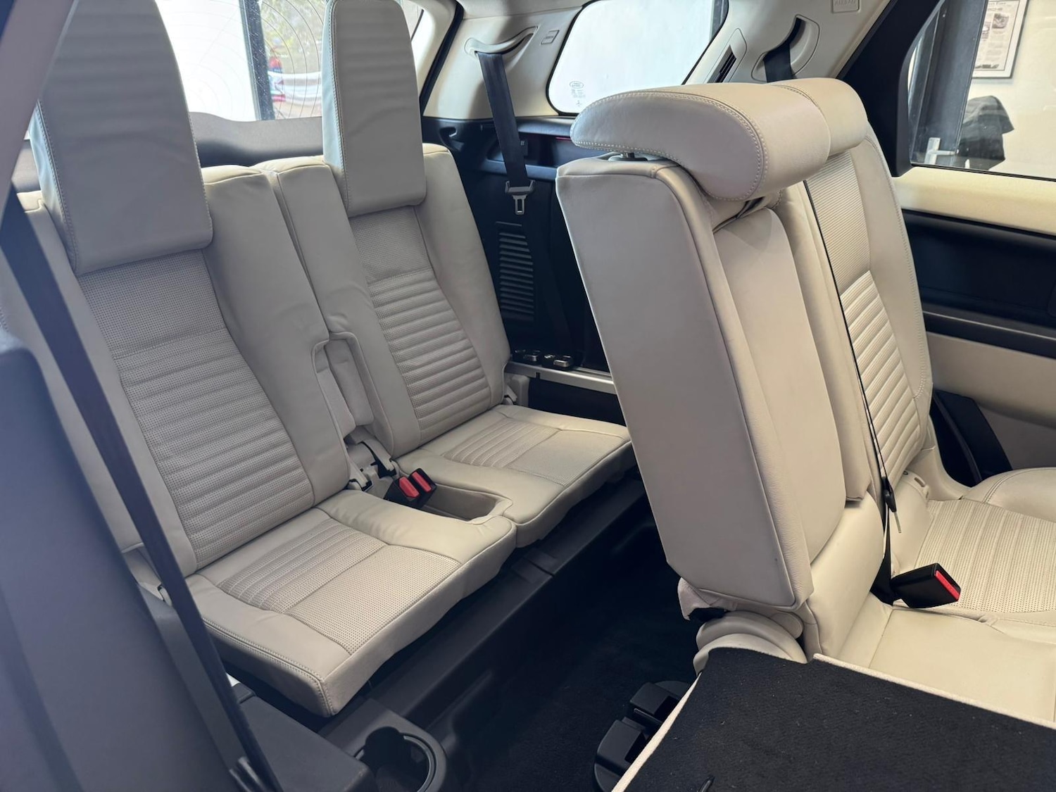 Used Land Rover Discovery Sport 2016 for sale - 76122215: Photo 19