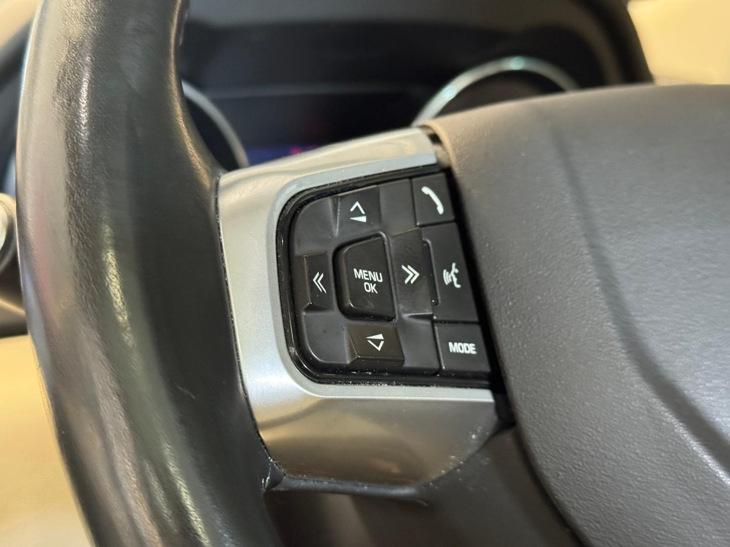 Used Land Rover Discovery Sport 2016 for sale - 76122215: Photo 28