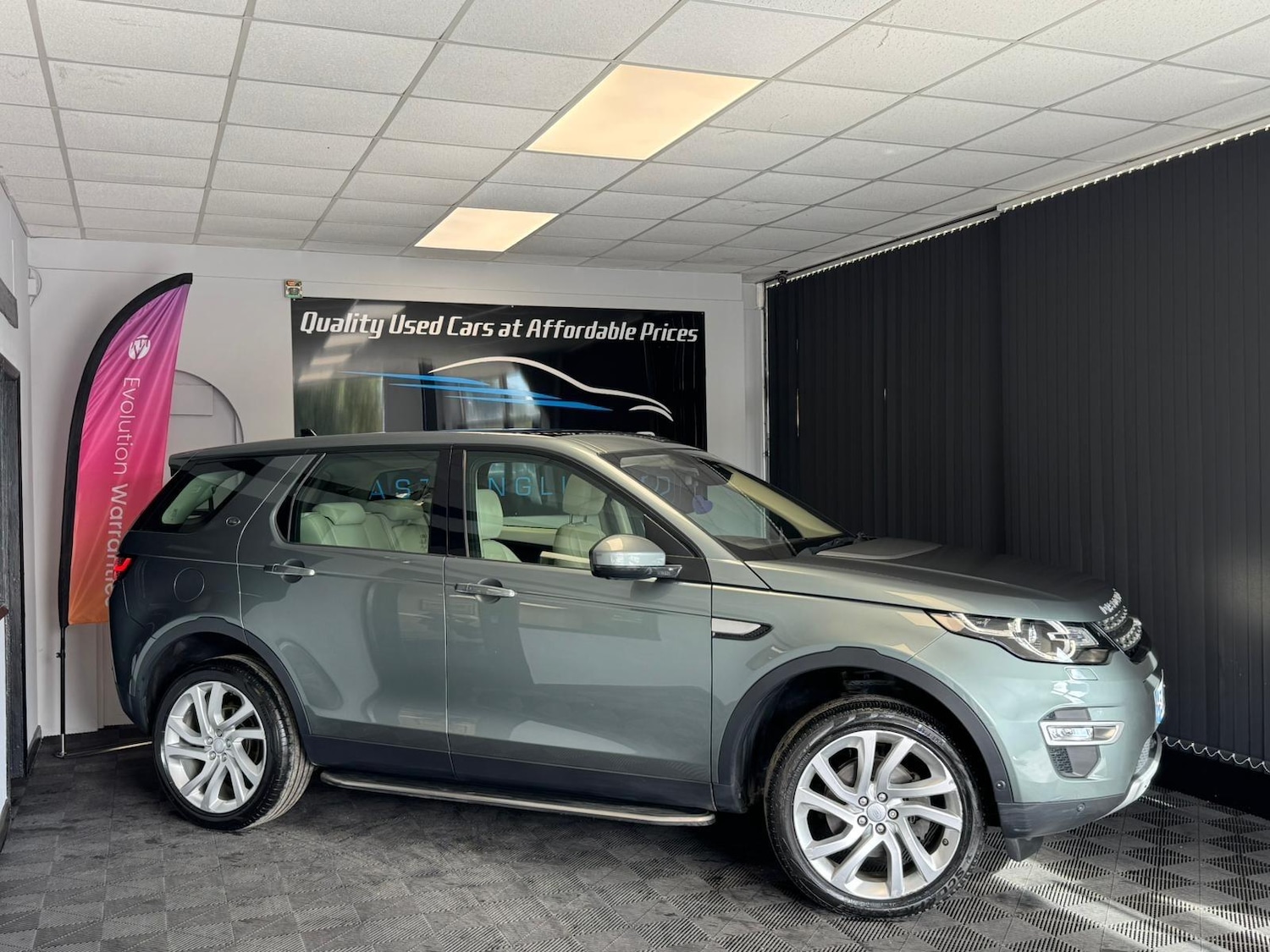 Used Land Rover Discovery Sport 2016 for sale - 76122215: Photo 7