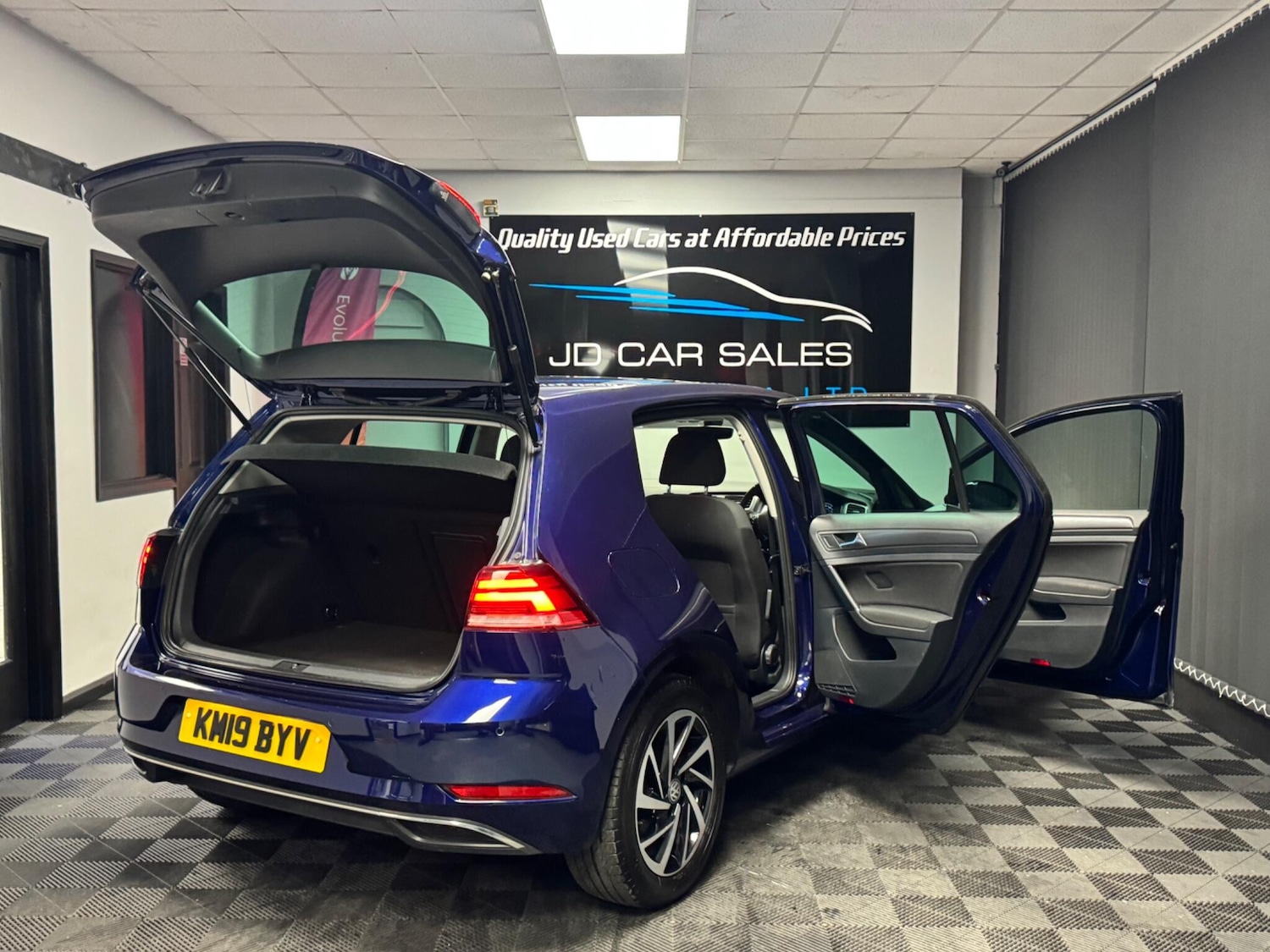 Used Volkswagen Golf 2019 for sale - 76409628: Photo 13