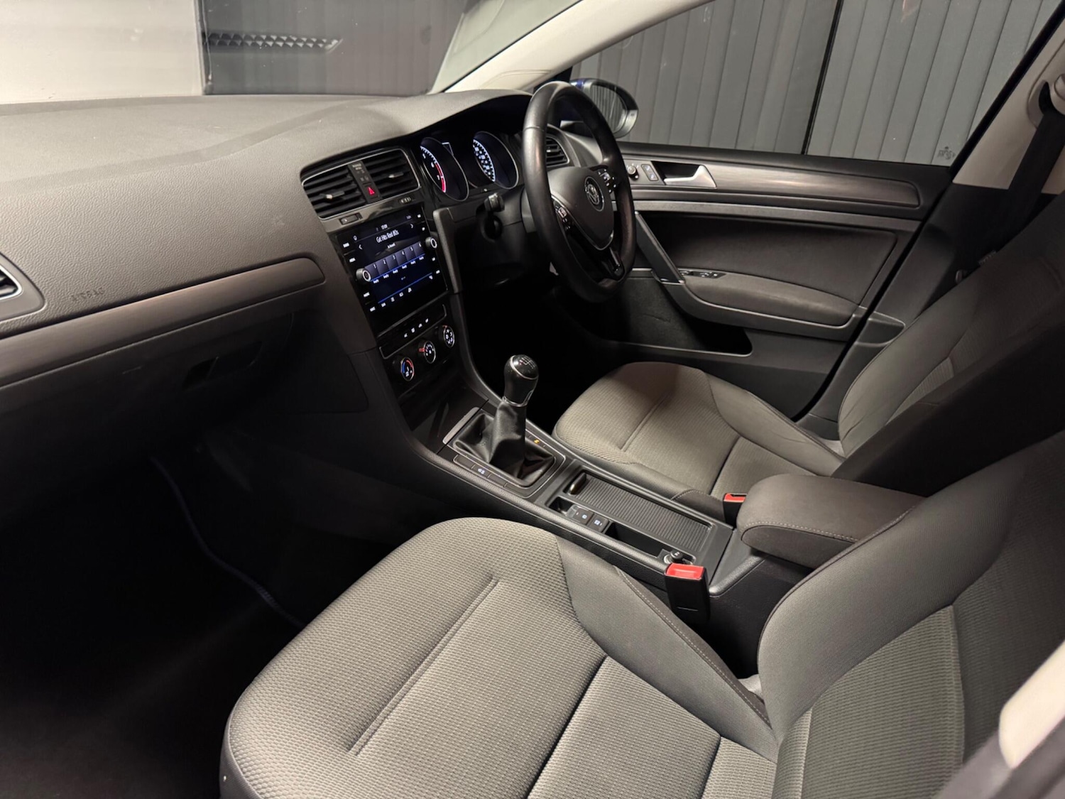 Used Volkswagen Golf 2019 for sale - 76409628: Photo 26