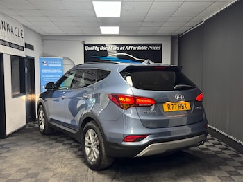 Used Hyundai Santa Fe 2016 for sale - 77753251: Photo