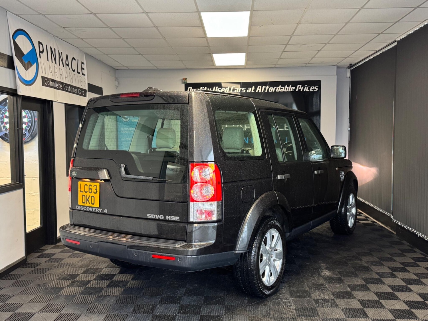 Used Land Rover Discovery 4 2013 for sale - 77468576: Photo 11