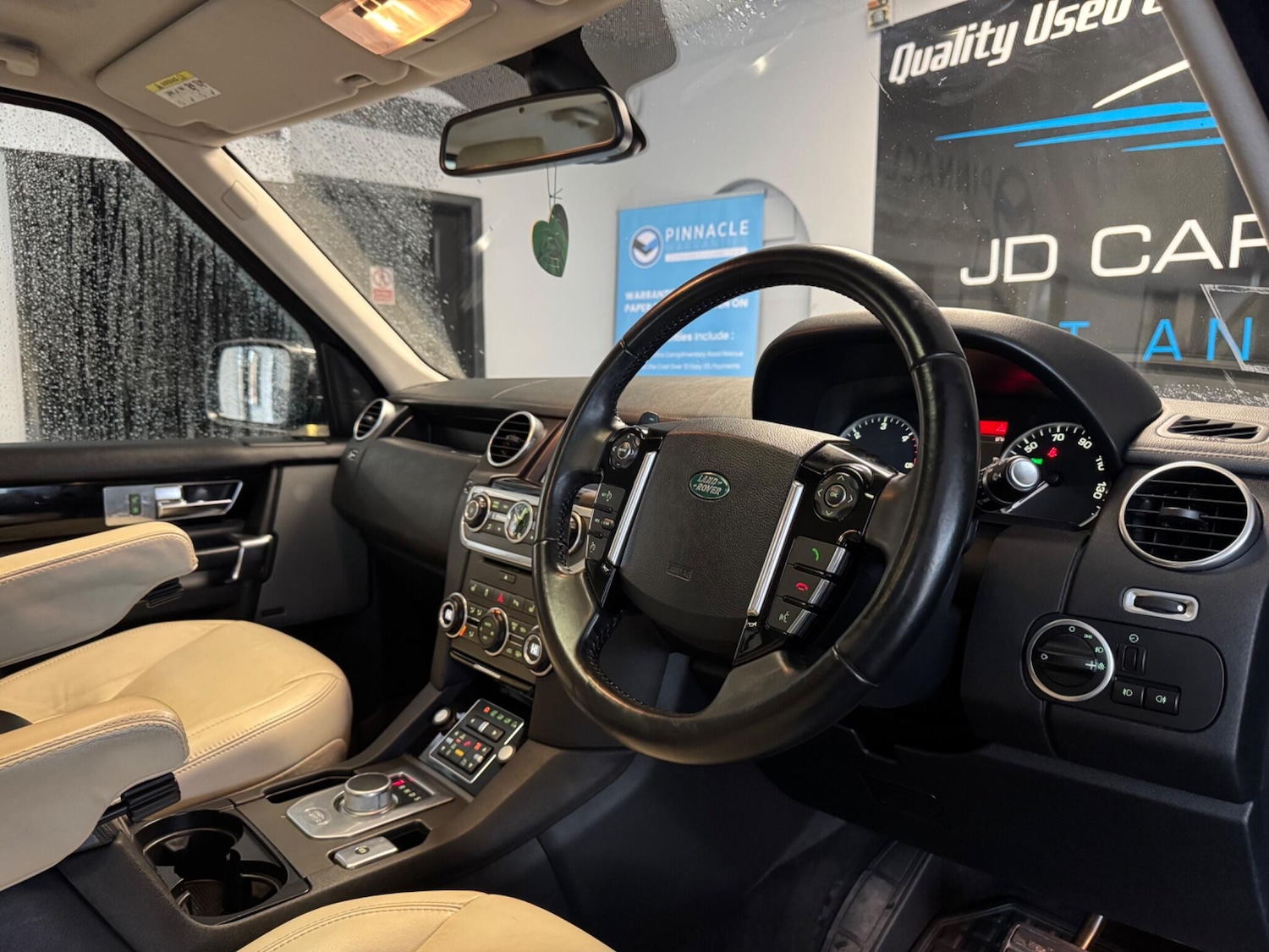 Used Land Rover Discovery 4 2013 for sale - 77468576: Photo 19