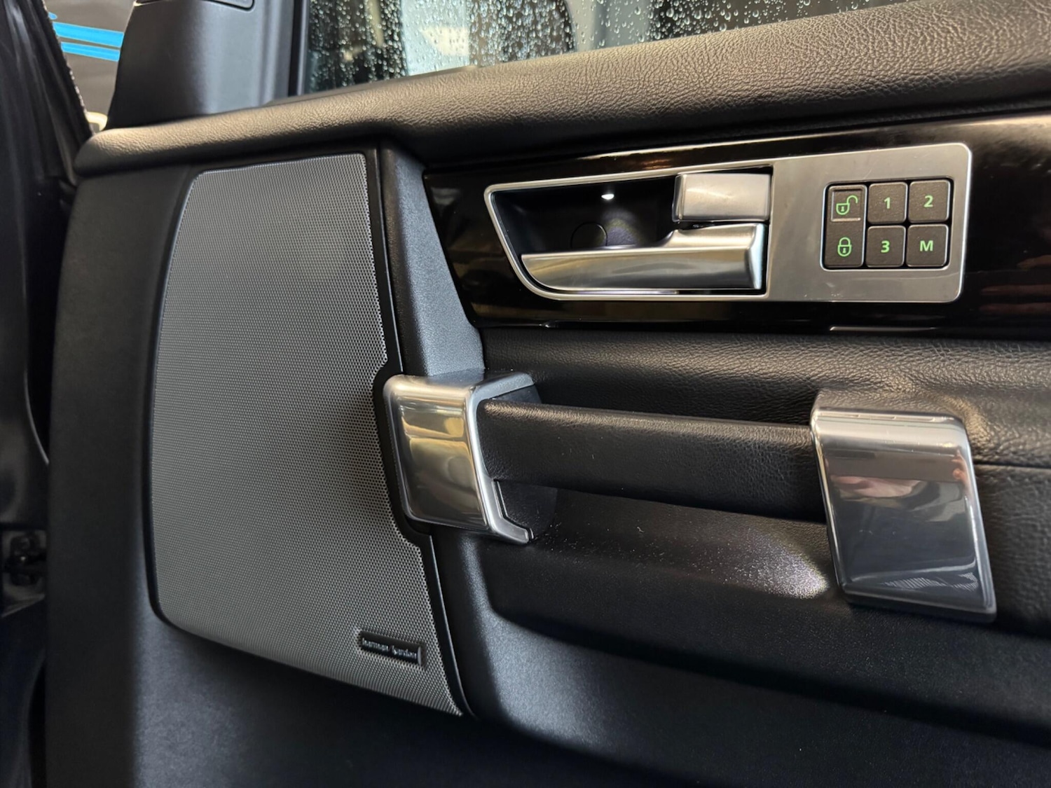 Used Land Rover Discovery 4 2013 for sale - 77468576: Photo 20