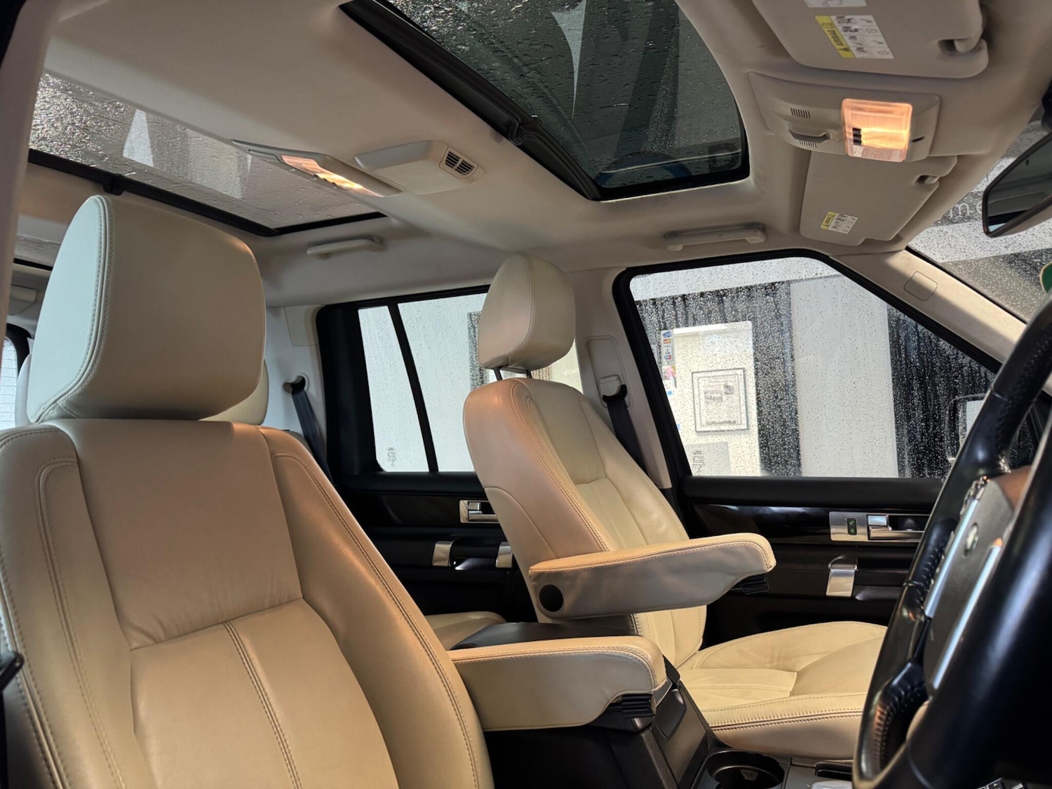 Used Land Rover Discovery 4 2013 for sale - 77468576: Photo 22