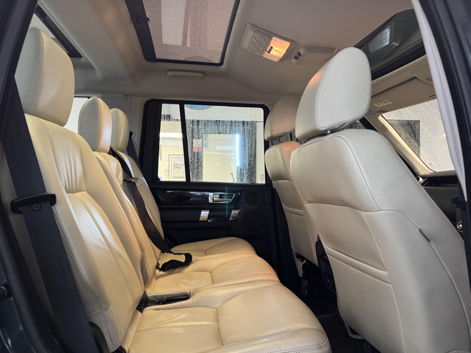 Used Land Rover Discovery 4 2013 for sale - 77468576: Photo 26