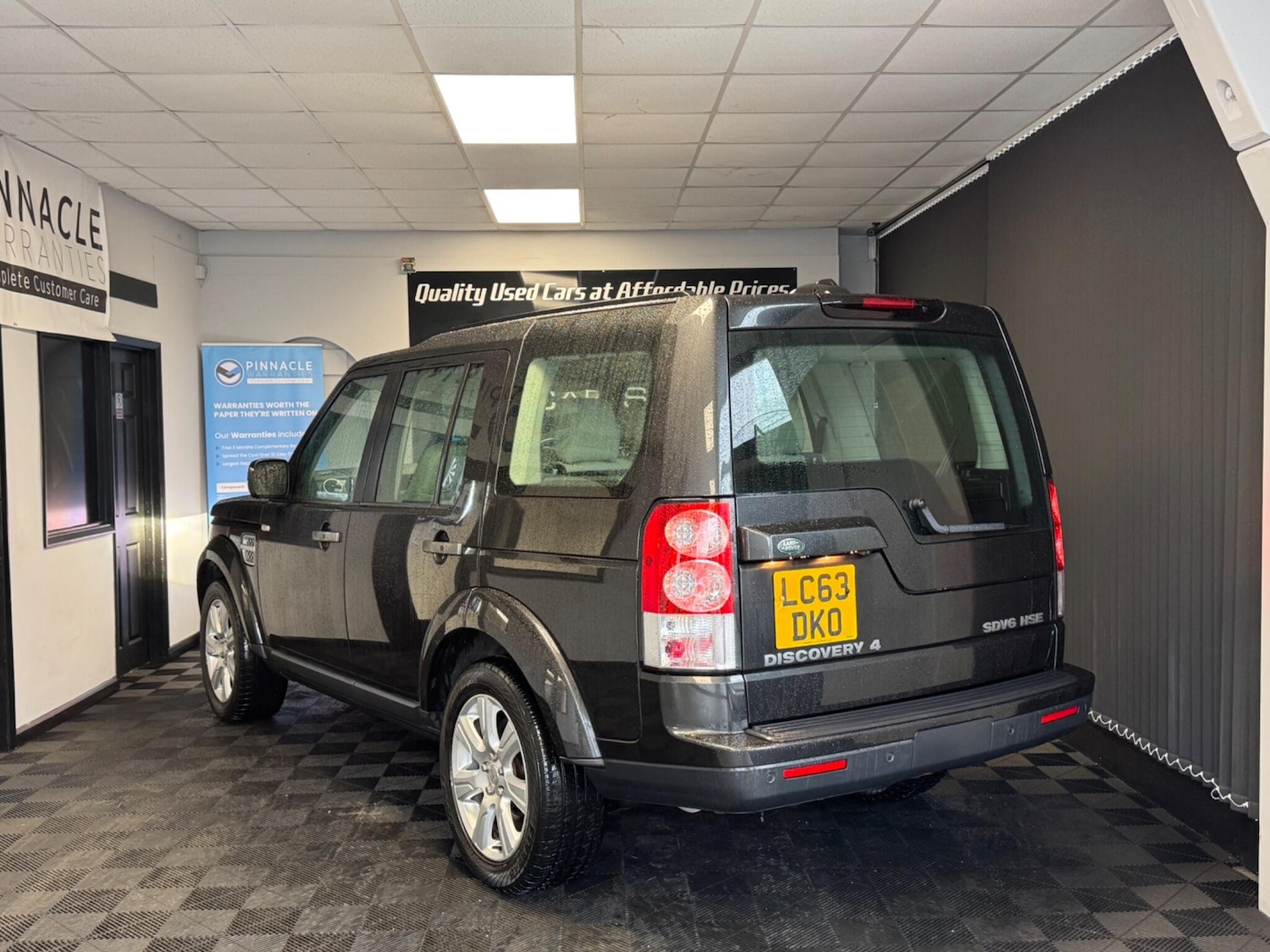 Used Land Rover Discovery 4 2013 for sale - 77468576: Photo 3