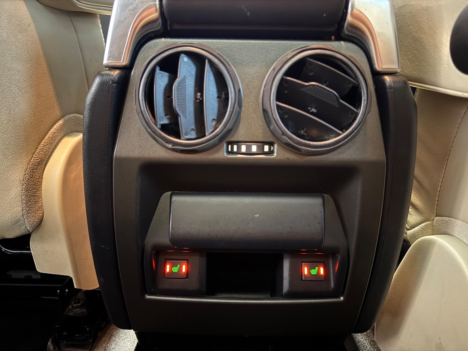 Used Land Rover Discovery 4 2013 for sale - 77468576: Photo 30