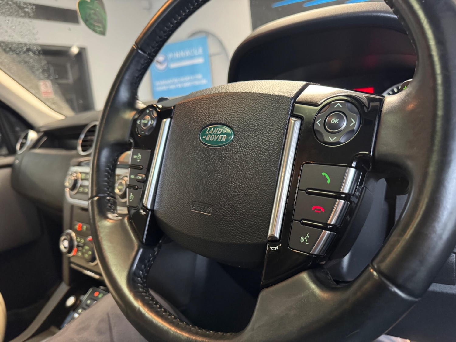 Used Land Rover Discovery 4 2013 for sale - 77468576: Photo 42