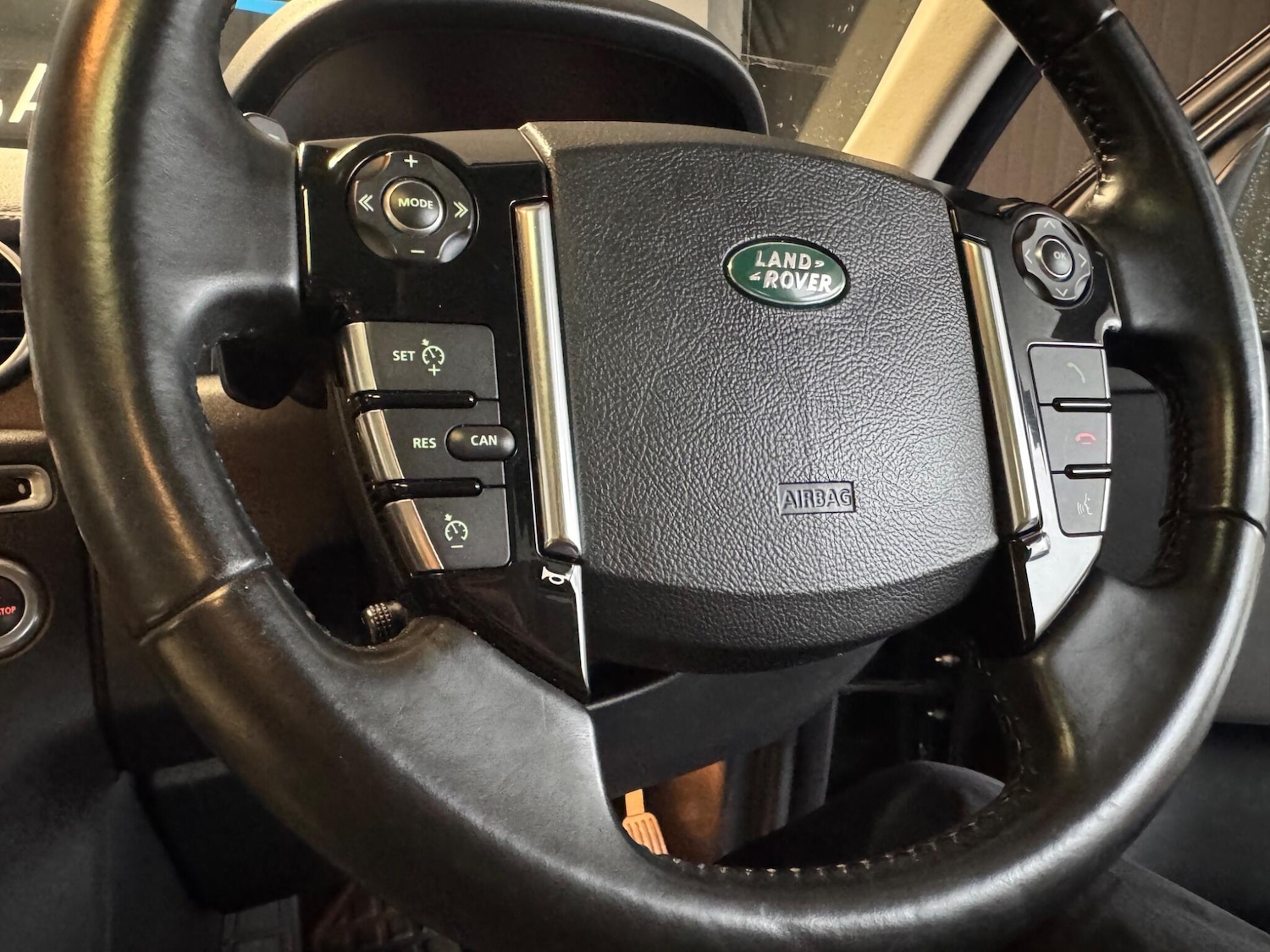 Used Land Rover Discovery 4 2013 for sale - 77468576: Photo 43