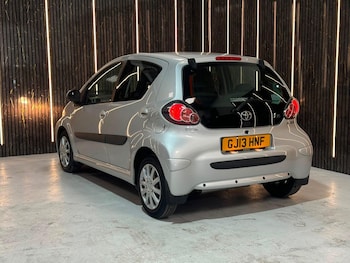 Used Toyota AYGO 2013 for sale - 79440917: Photo