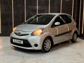 Used Toyota AYGO 2013 for sale - 79440917: Photo