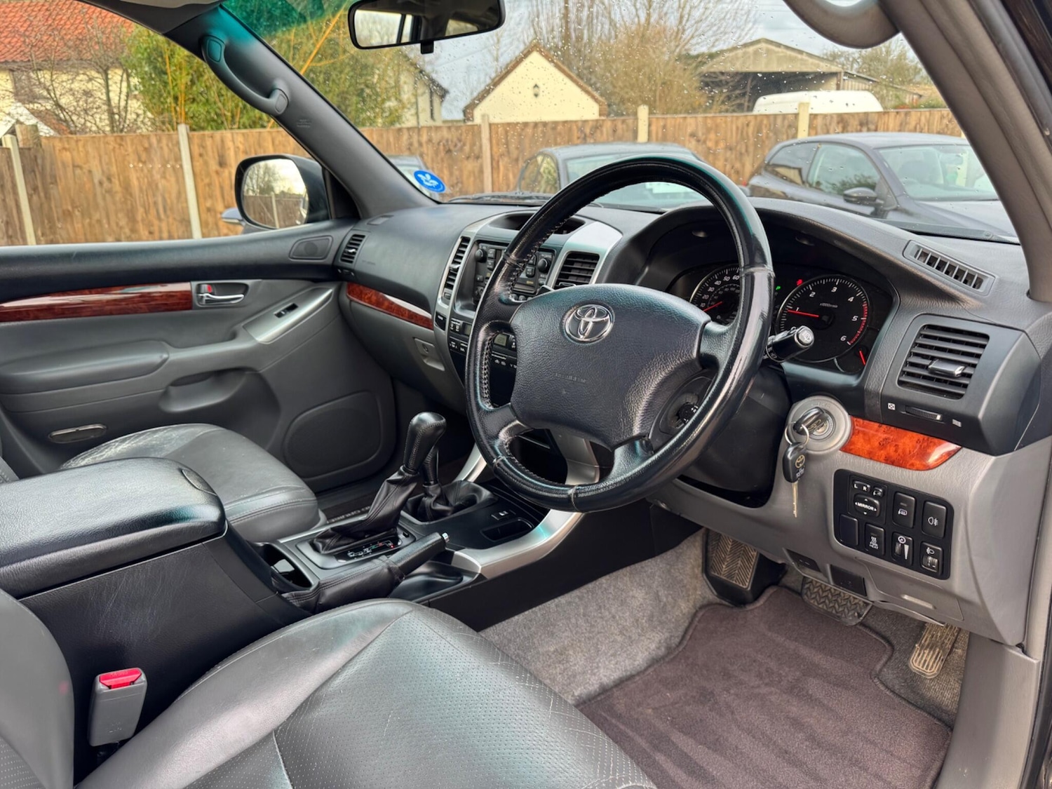 Used Toyota Land Cruiser 2004 for sale - 76965353: Photo 12