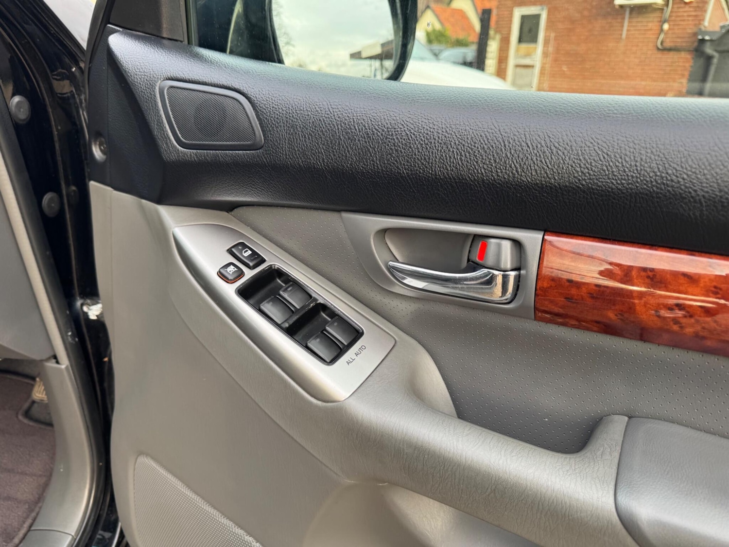 Used Toyota Land Cruiser 2004 for sale - 76965353: Photo 16