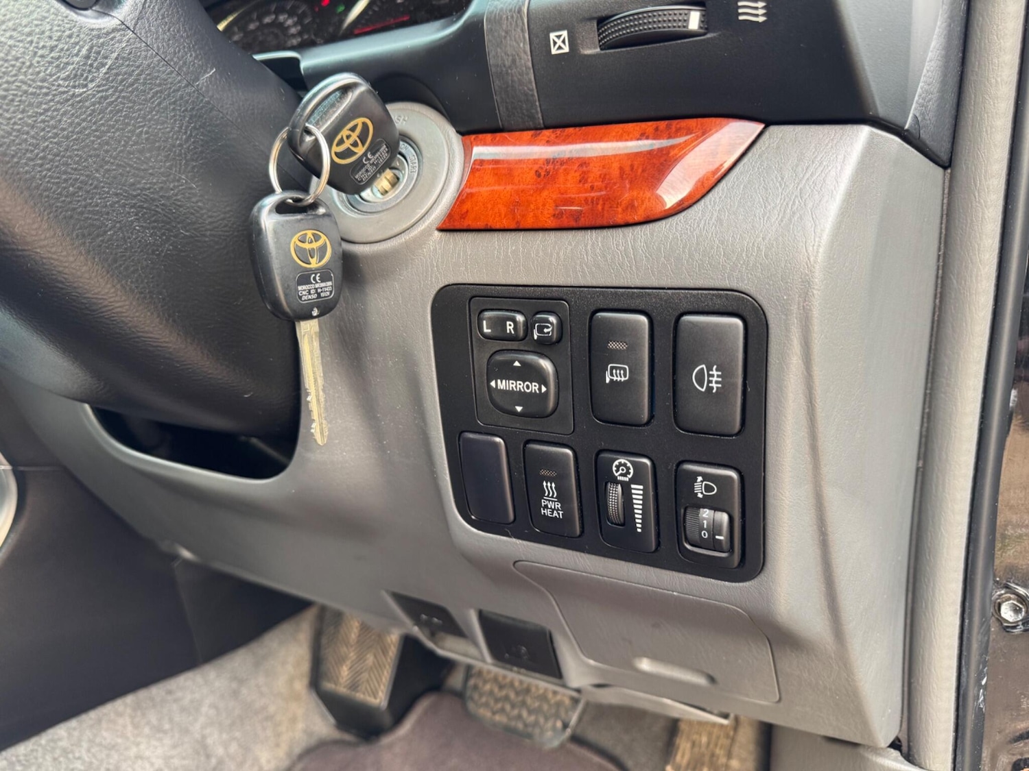 Used Toyota Land Cruiser 2004 for sale - 76965353: Photo 17