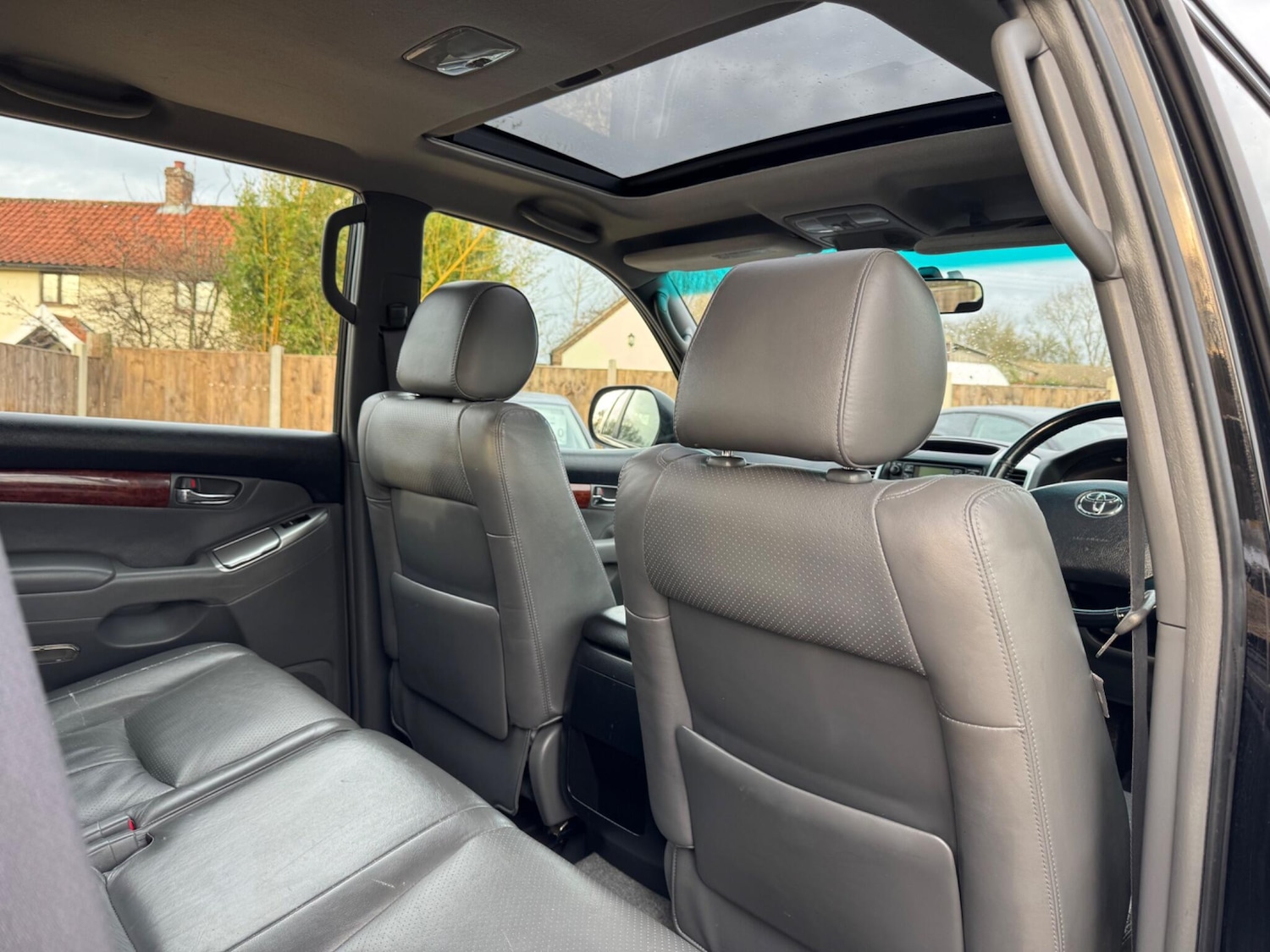 Used Toyota Land Cruiser 2004 for sale - 76965353: Photo 19