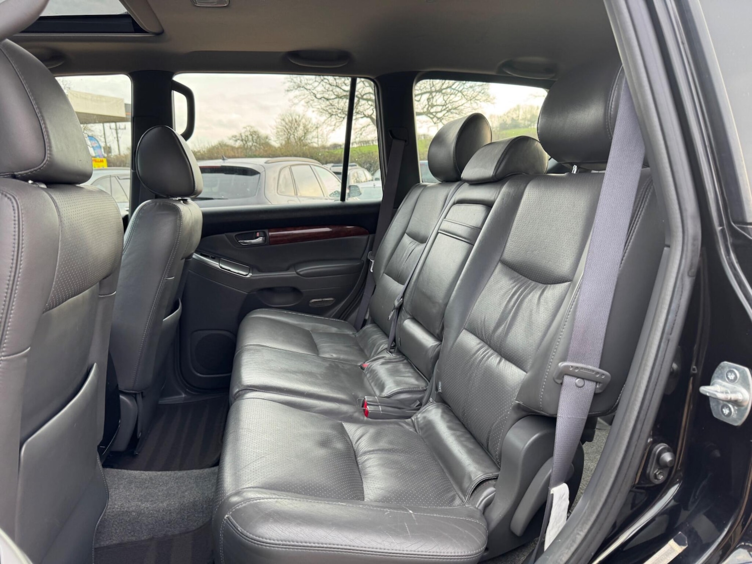 Used Toyota Land Cruiser 2004 for sale - 76965353: Photo 24