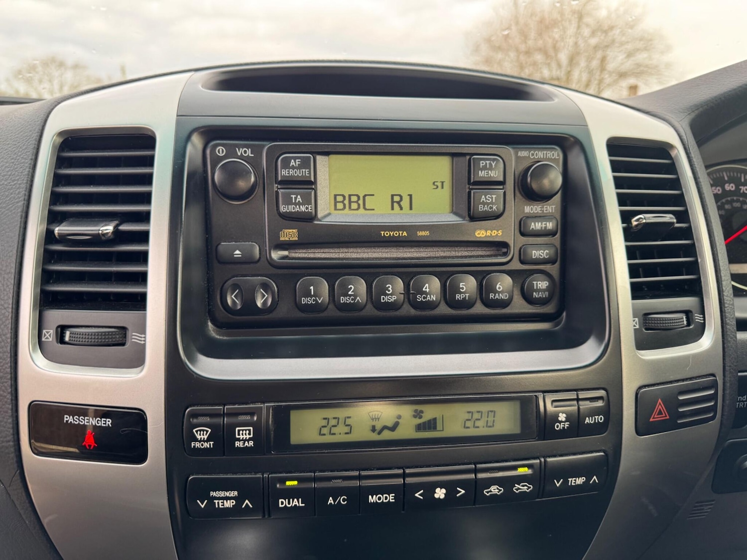 Used Toyota Land Cruiser 2004 for sale - 76965353: Photo 28