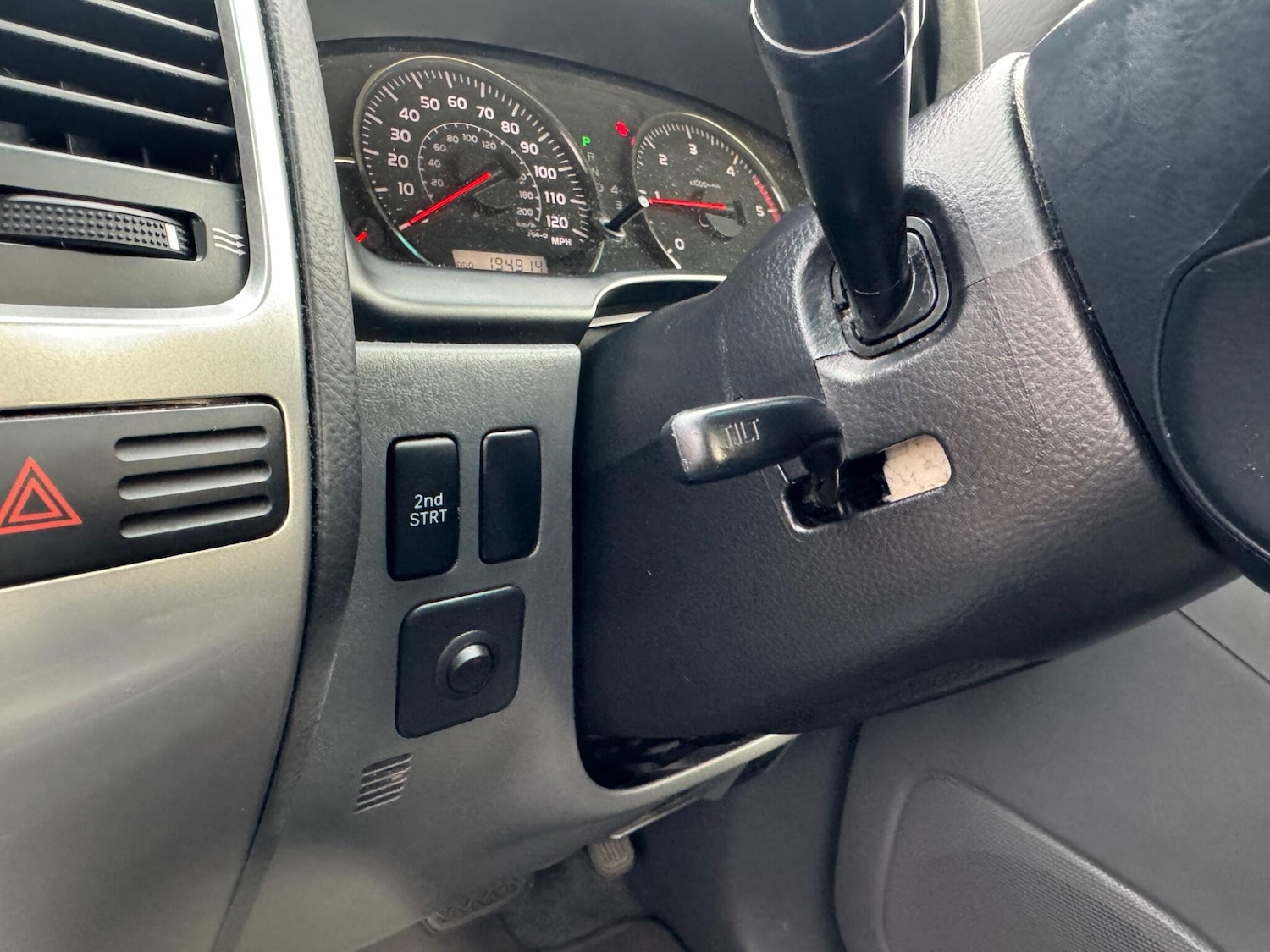 Used Toyota Land Cruiser 2004 for sale - 76965353: Photo 31