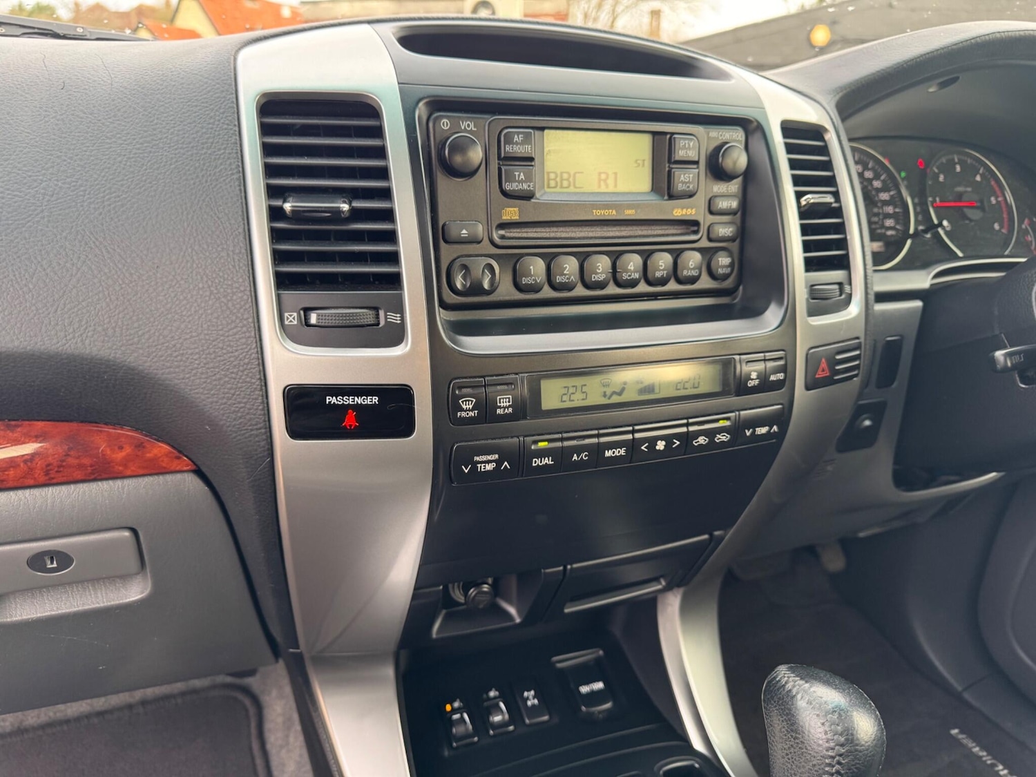 Used Toyota Land Cruiser 2004 for sale - 76965353: Photo 32