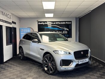 Used Jaguar F-Pace 2019 for sale - 77330769: Photo