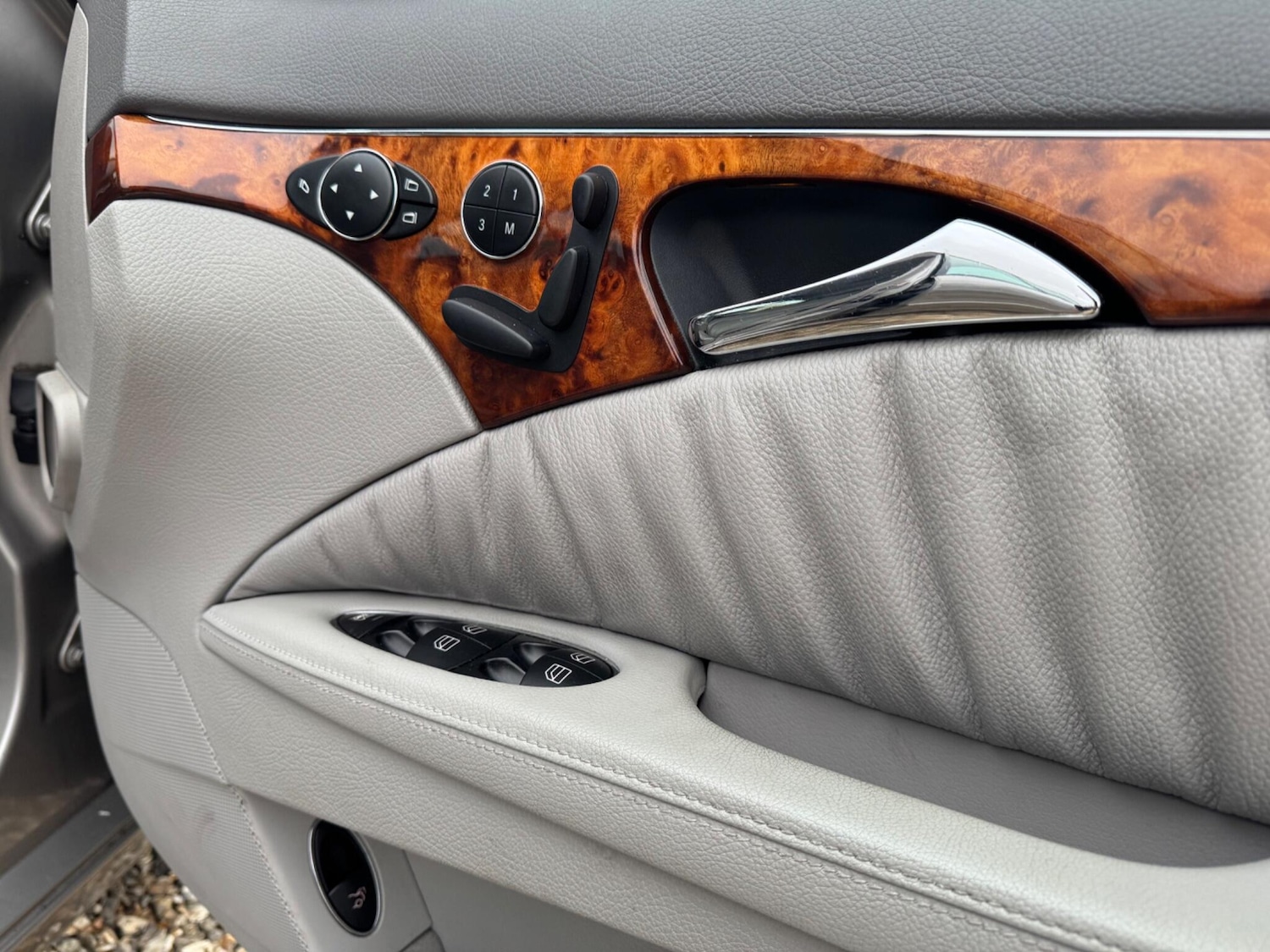 Used Mercedes-Benz E Class 2005 for sale - 77305248: Photo 15