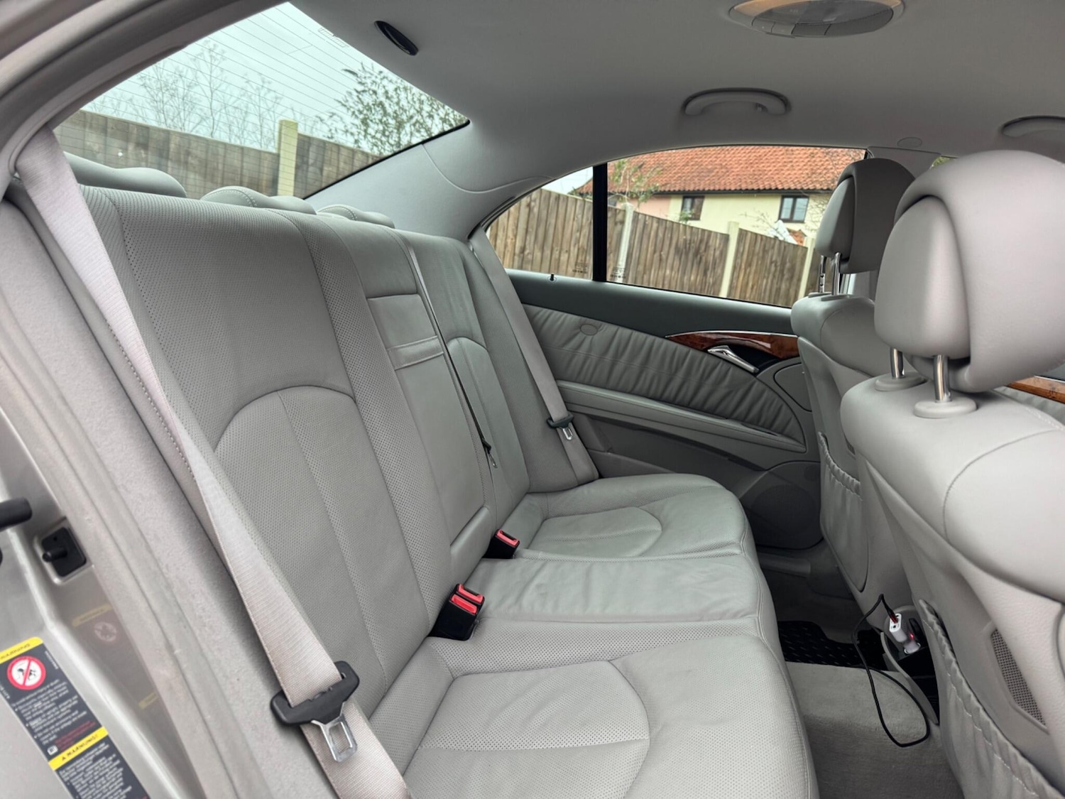 Used Mercedes-Benz E Class 2005 for sale - 77305248: Photo 18