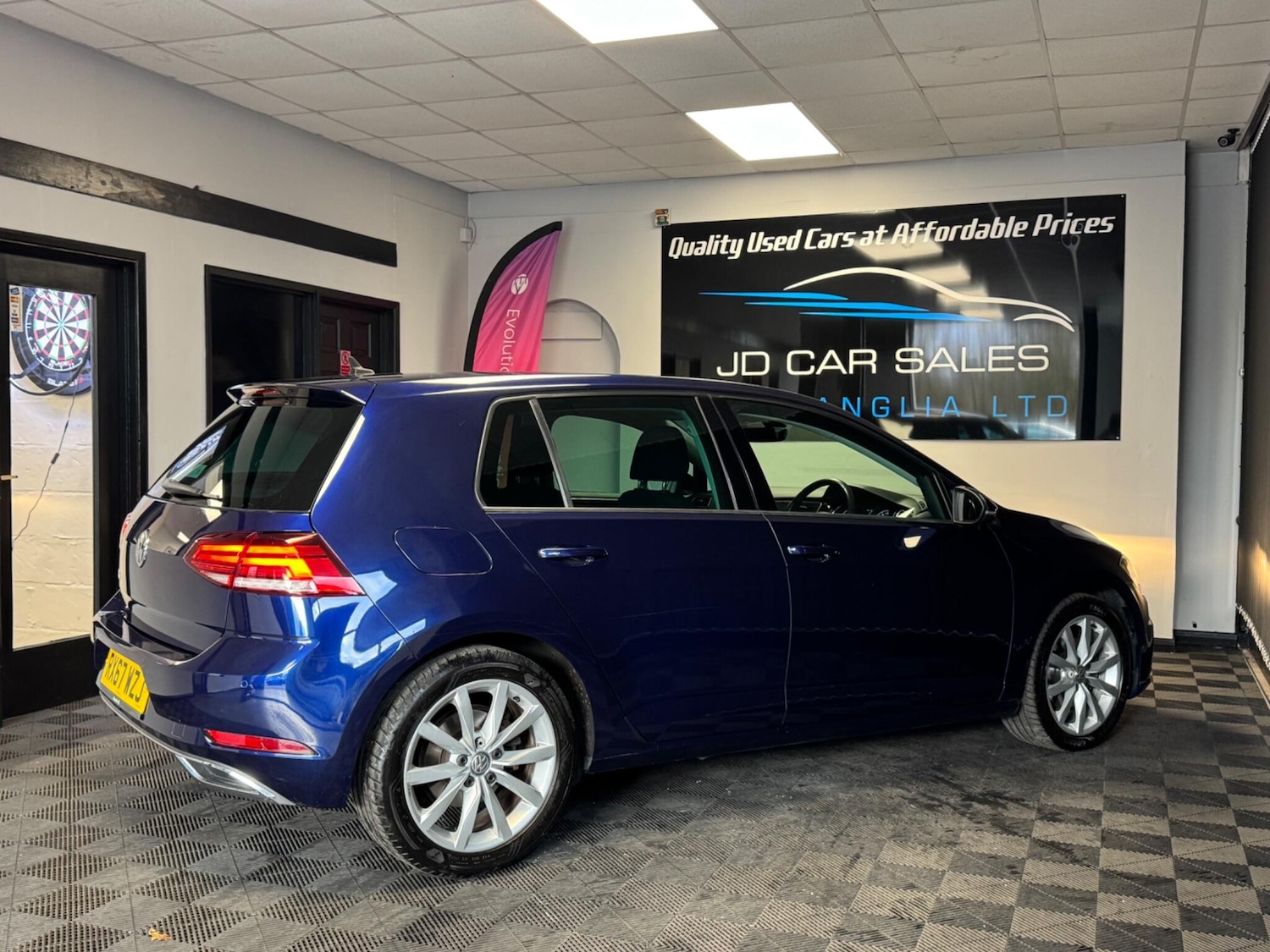 Used Volkswagen Golf 2017 for sale - 76592042: Photo 12