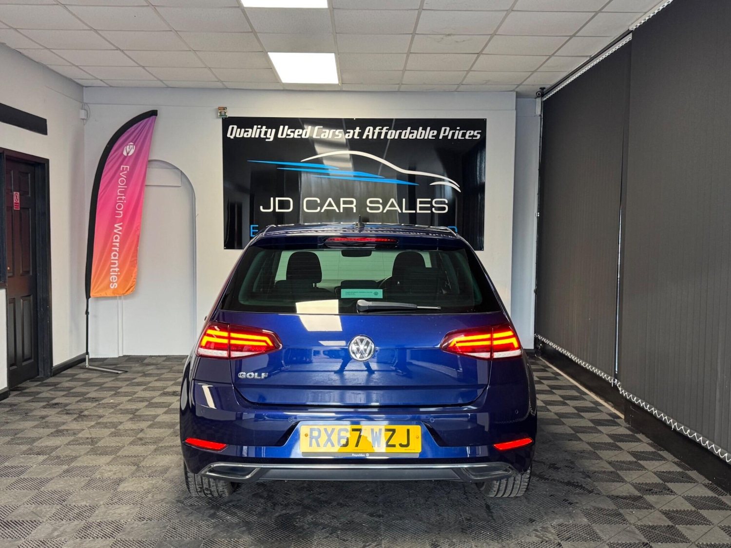 Used Volkswagen Golf 2017 for sale - 76592042: Photo 15