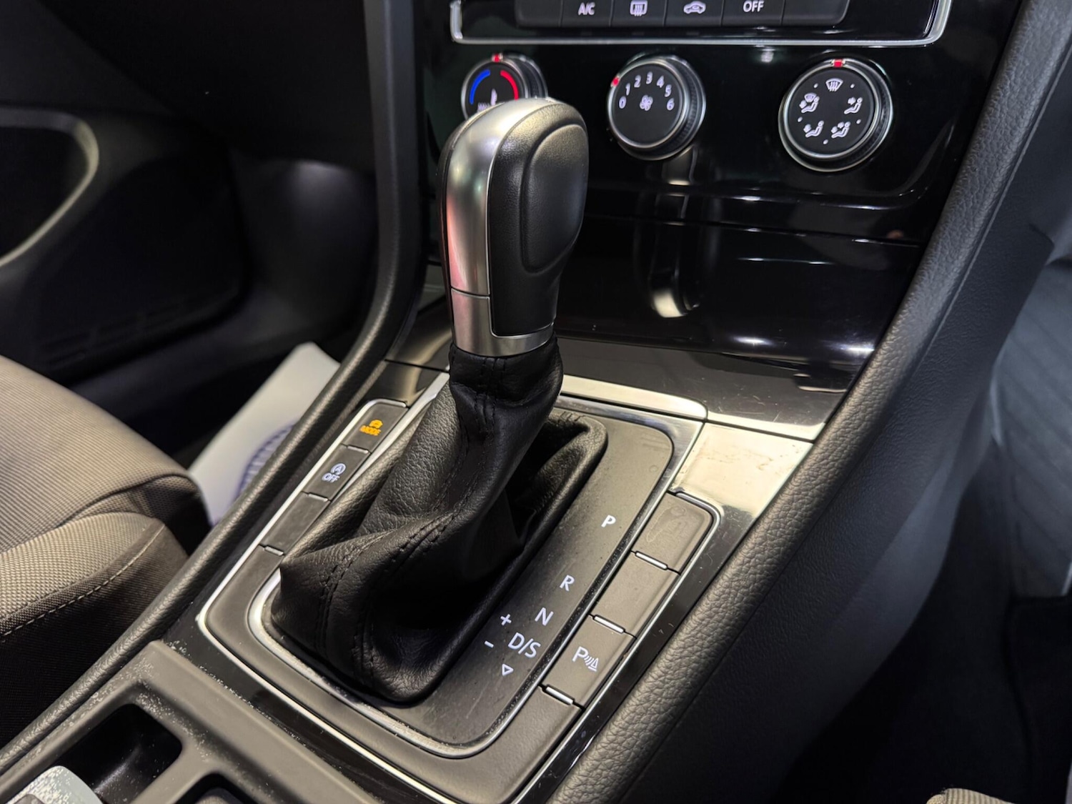 Used Volkswagen Golf 2017 for sale - 76592042: Photo 39