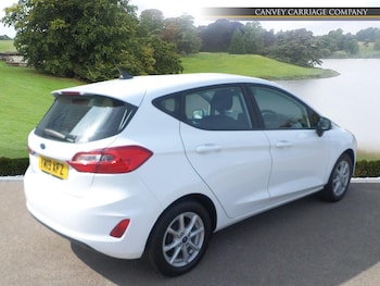 2019 (19) - 1.0T EcoBoost Zetec Euro 6 (s/s) 5dr