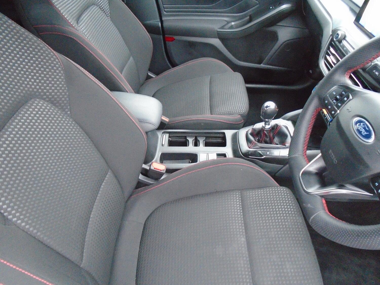 Used Ford Focus 2022 for sale - 77040607: Photo 11