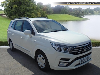 Used Ssangyong Turismo 2018 for sale - 78933667: Photo