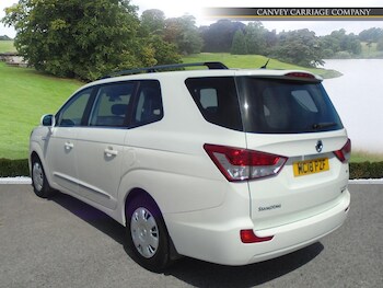 Used Ssangyong Turismo 2018 for sale - 78933667: Photo