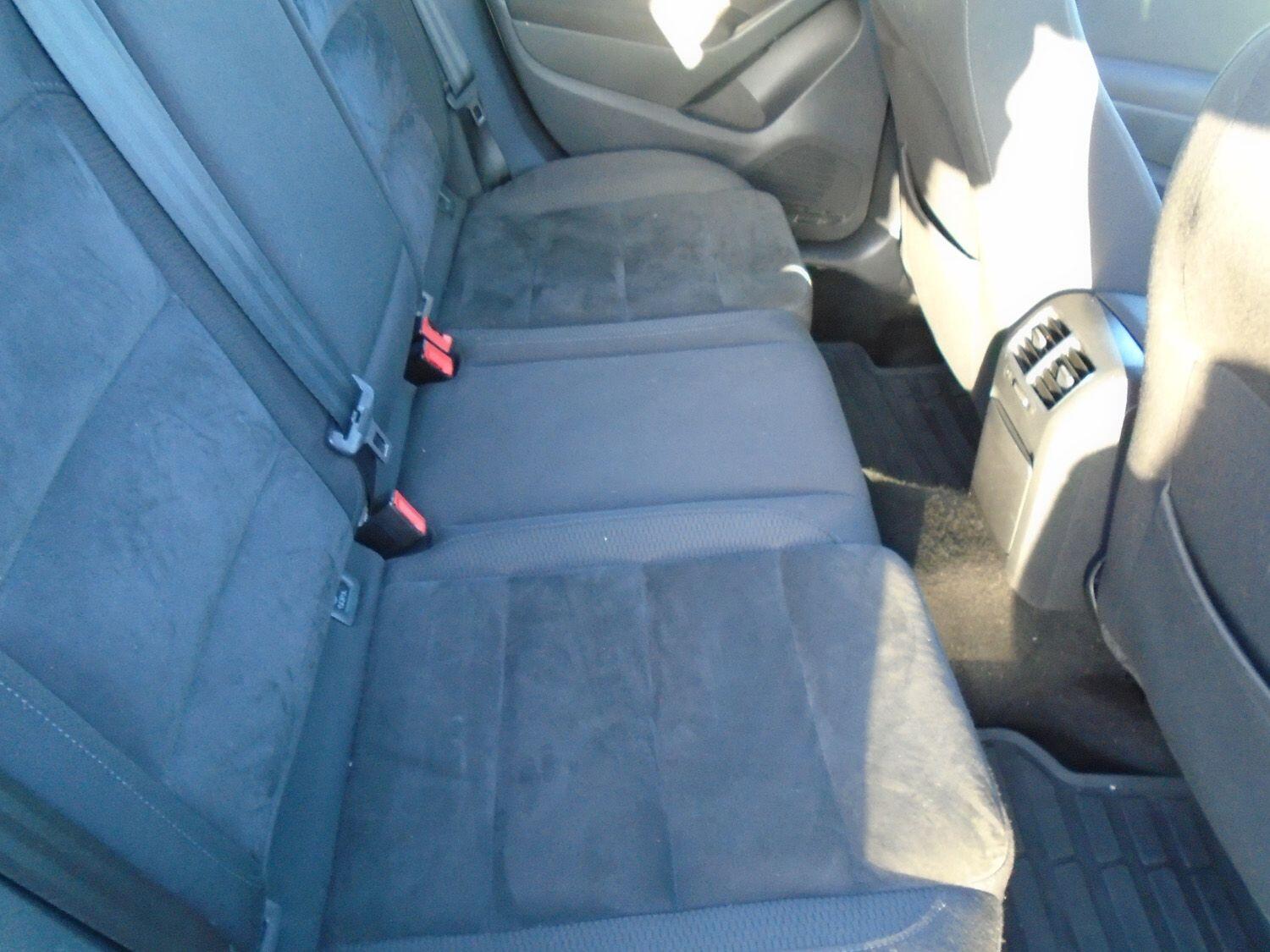 Used Volkswagen Golf 2011 for sale - 77646503: Photo 9