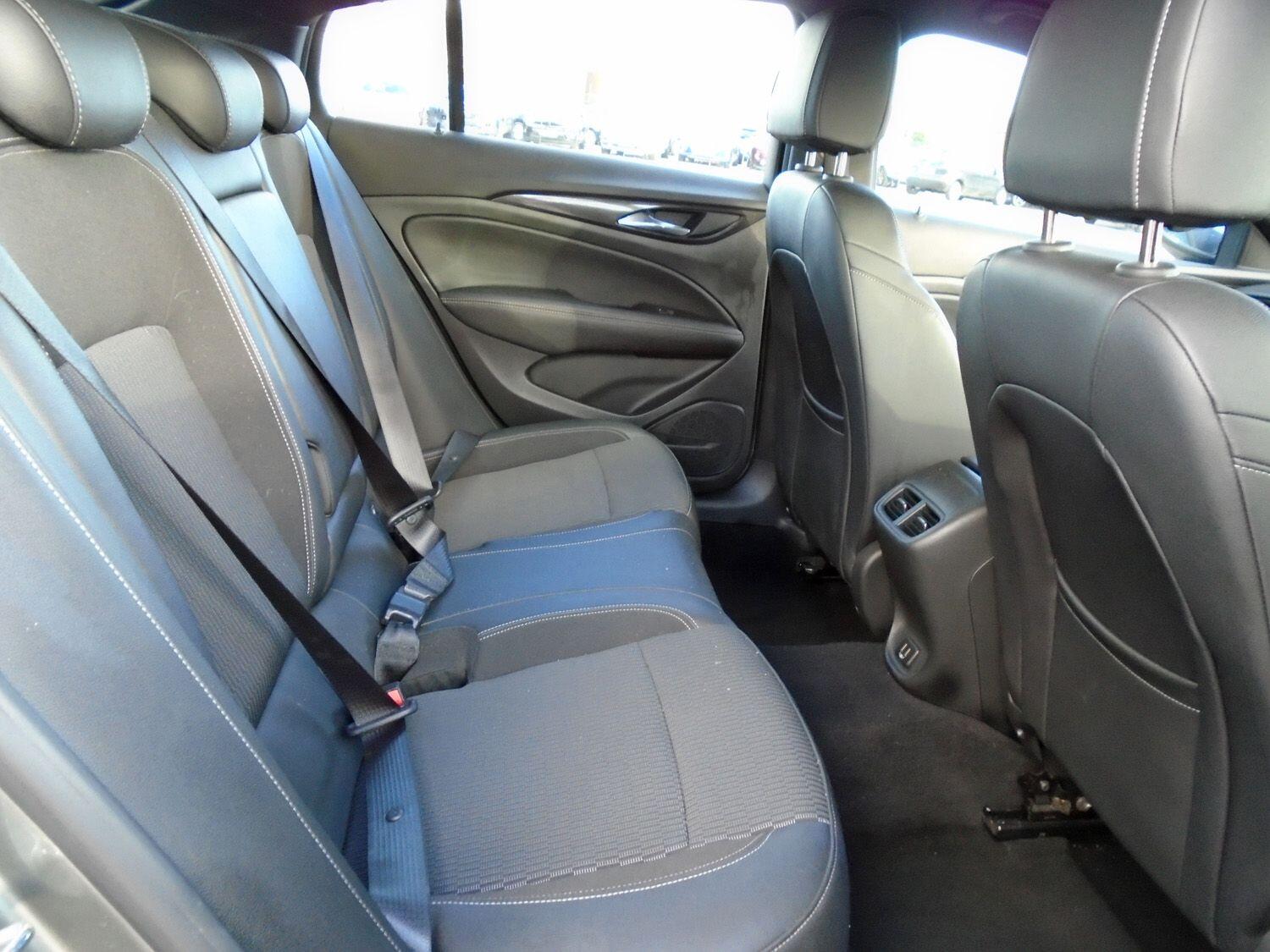 Used Vauxhall Insignia 2019 for sale - 77238298: Photo 11