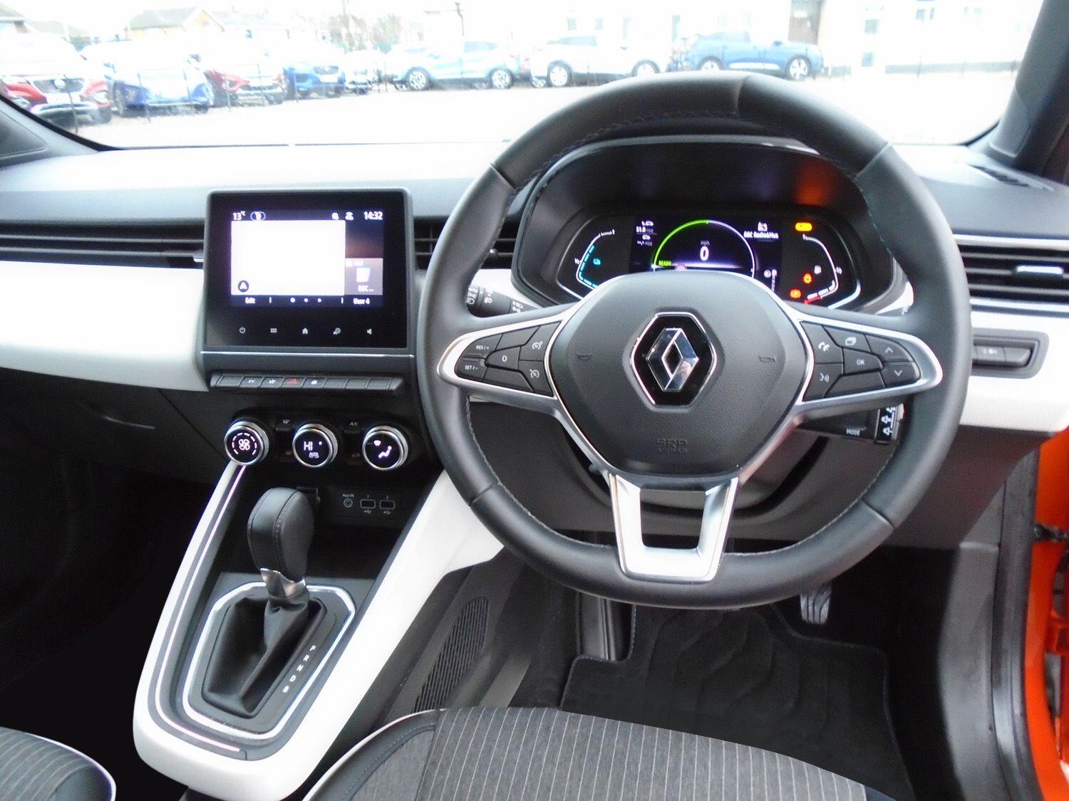 Used Renault Clio 2022 for sale - 76584352: Photo 9