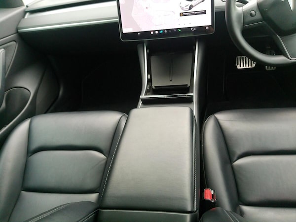 Used Tesla Model 3 2019 for sale - 76228032: Photo 10