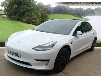 Used Tesla Model 3 2019 for sale - 76228032: Photo 2