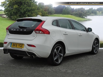 Used Volvo V40 2016 for sale - 77753260: Photo