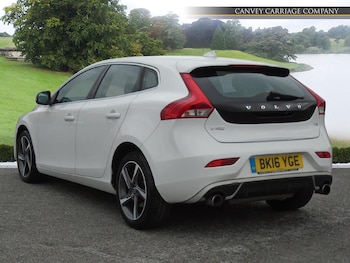 Used Volvo V40 2016 for sale - 77753260: Photo