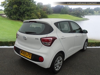 Used Hyundai i10 2019 for sale - 77645908: Photo