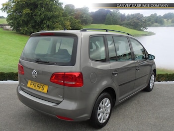 Used Volkswagen Touran 2011 for sale - 77163151: Photo