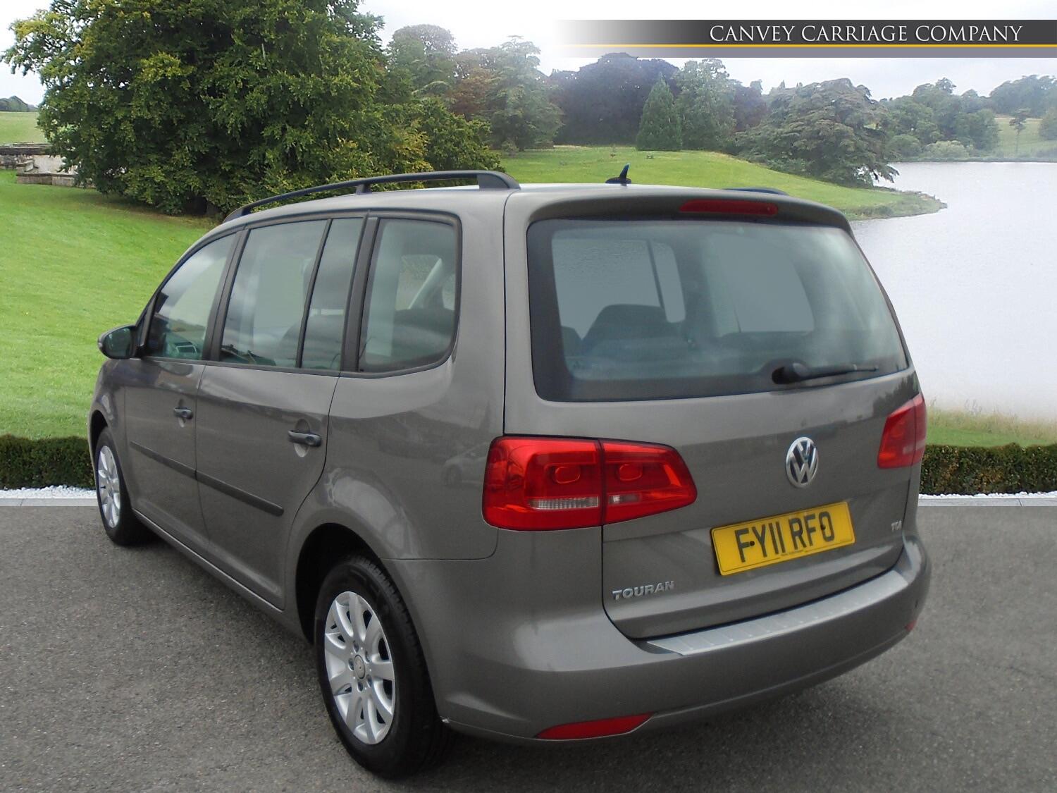 Used Volkswagen Touran 2011 for sale - 77163151: Photo 4