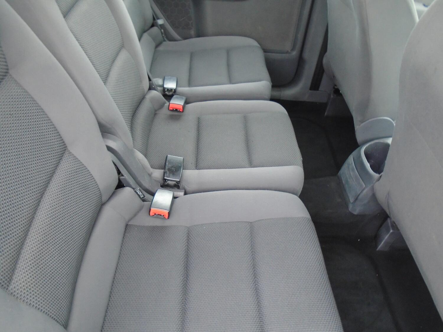 Used Volkswagen Touran 2011 for sale - 77163151: Photo 9